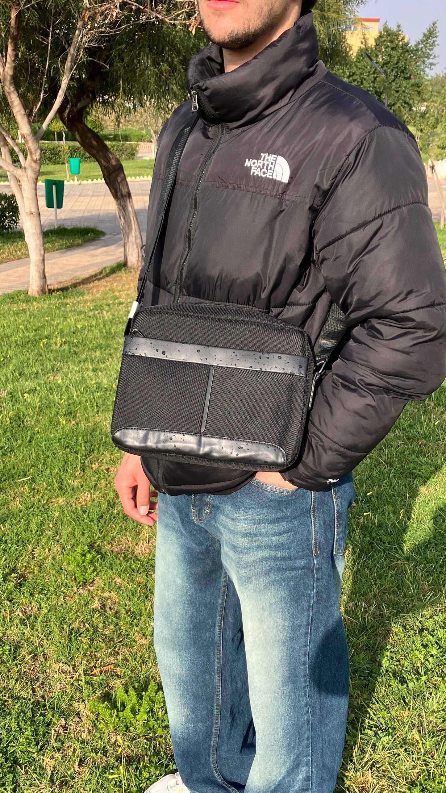 Sacoche Urban Shield – Nylon & Cuir Premium